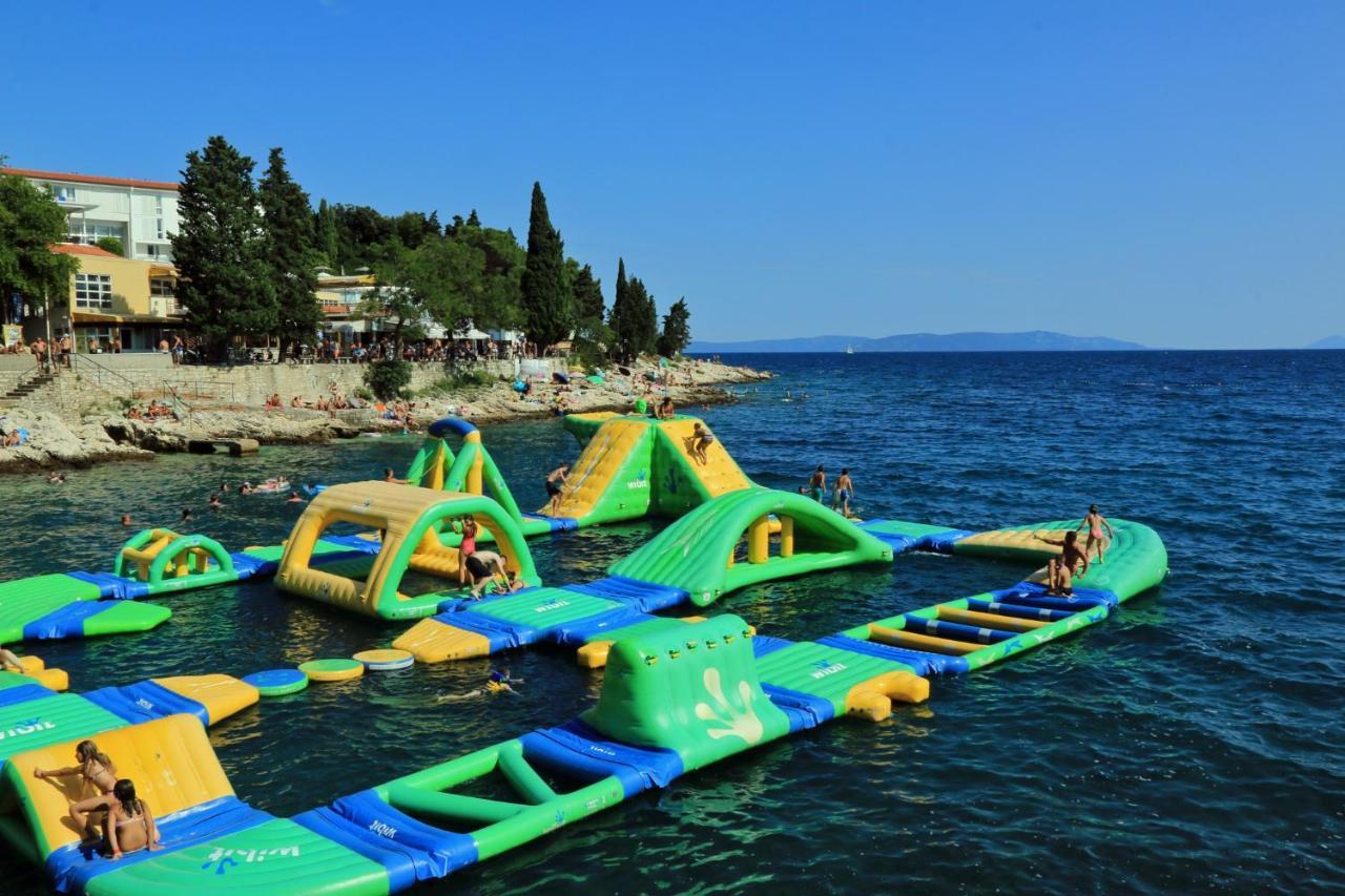 Apartments With A Parking Space Rabac, Labin - 7410 ภายนอก รูปภาพ