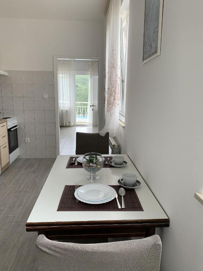 Apartments With A Parking Space Rabac, Labin - 7410 ภายนอก รูปภาพ