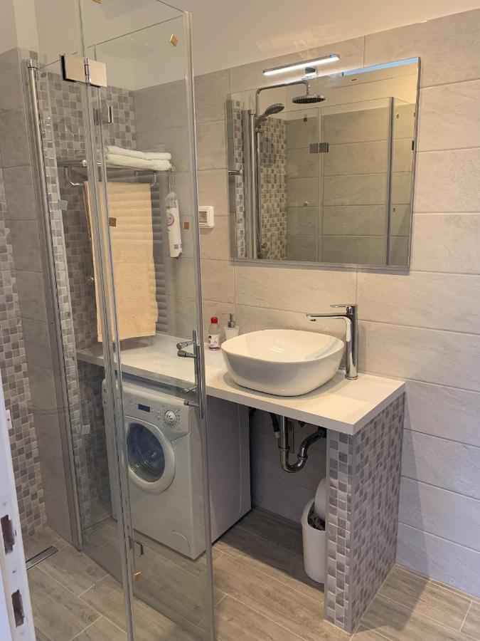 Apartments With A Parking Space Rabac, Labin - 7410 ภายนอก รูปภาพ